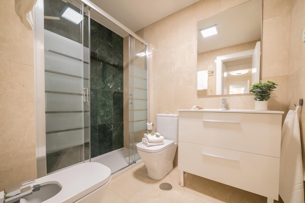 La Serna Premium Center Malaga Ruang foto